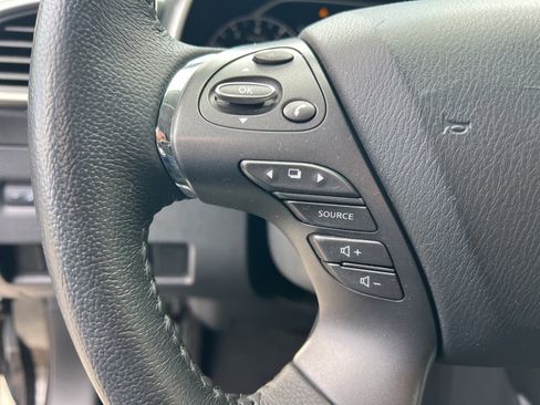 Used 2022 Nissan Murano SV w/ SV Midnight Edition Package image 15