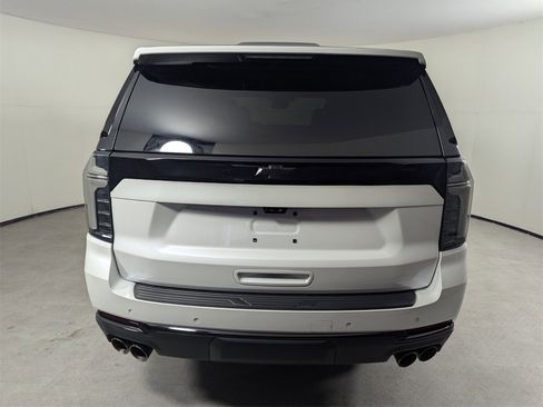 Used 2025 Chevrolet Tahoe RST w/ RST Performance Edition image 5