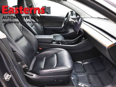 Used 2018 Tesla Model 3 Long Range RWD image 21