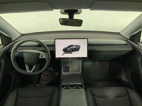 Used 2026 Tesla Model Y Long Range image 19