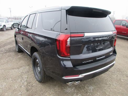 New 2026 GMC Yukon Denali image 7