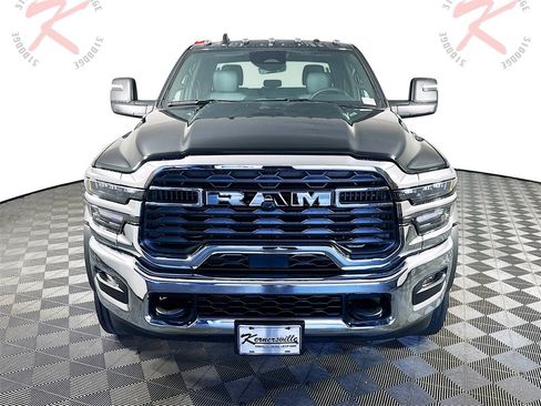 New 2026 RAM 5500 Tradesman w/ Chrome Appearance Group image 2