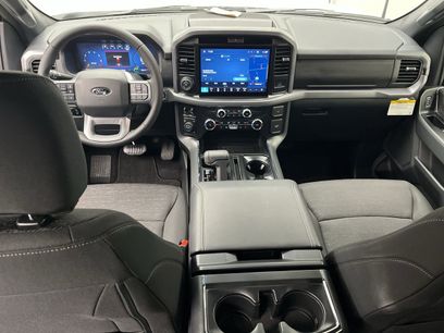 New 2025 Ford F150 XLT w/ Equipment Group 302A MID