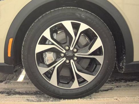 Used 2025 Ford Mustang Mach-E Select w/ Comfort Package Lite image 9