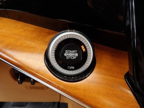 Used 2022 Jeep Grand Wagoneer Series III w/ Rear Seat Video Group 1 image 22