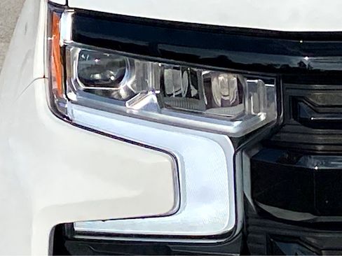 Used 2024 Chevrolet Silverado 1500 LT Trail Boss w/ Protection Package image 16