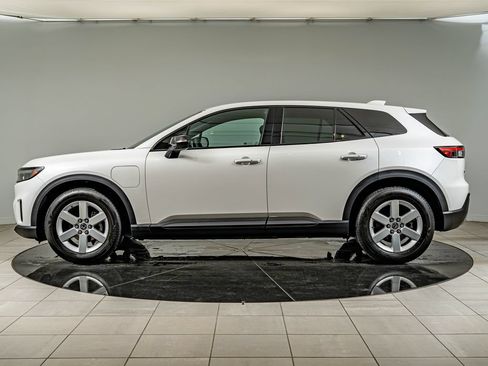 Used 2024 Honda Prologue EX image 8