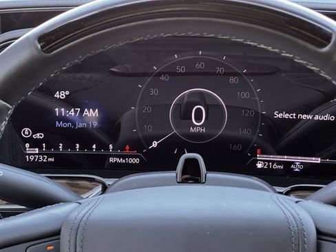 Certified 2024 Cadillac Escalade ESV Sport Platinum w/ Heavy-Duty Trailer Package image 17