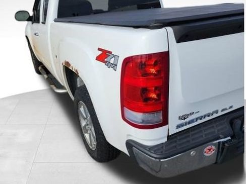 Used 2013 GMC Sierra 1500 SLE w/ Power Tech Package image 10