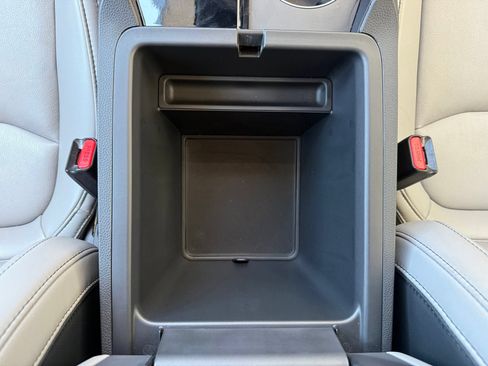Certified 2025 Honda Pilot EX-L image 28