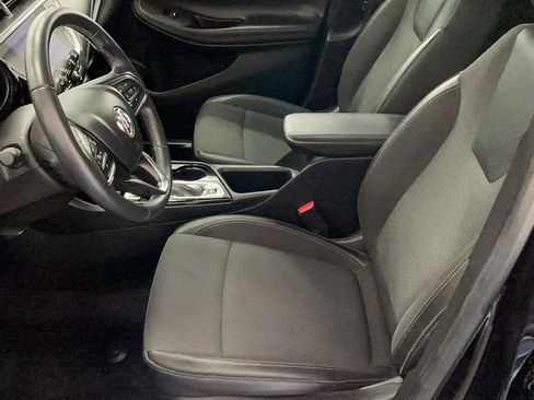 Used 2022 Buick Encore GX Select w/ Sport Touring Package AWD/4WD image 9