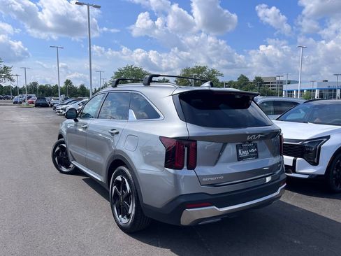 Certified 2025 Kia Sorento SX Prestige AWD/4WD image 6