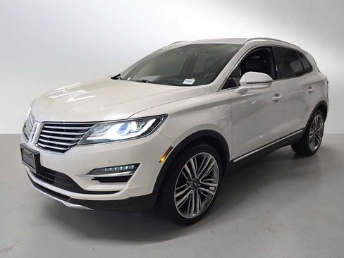 Used 2016 Lincoln MKC Reserve image 1
