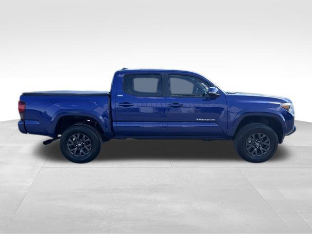 Used 2023 Toyota Tacoma SR5 w/ Technology Package AWD/4WD image 6
