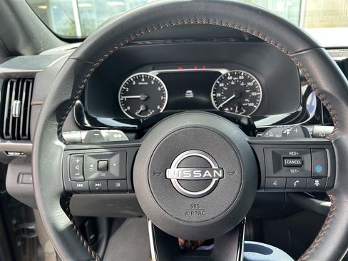 Used 2024 Nissan Pathfinder Rock Creek image 17