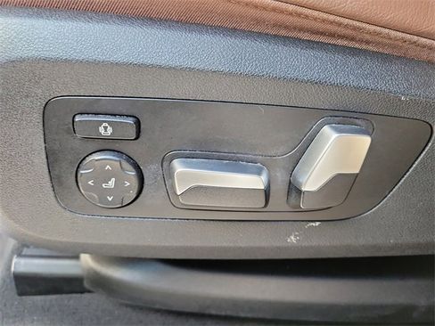 Used 2020 BMW X5 sDrive40i w/ Premium Package image 13