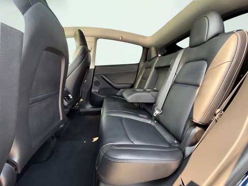 Used 2021 Tesla Model Y 2WD image 19