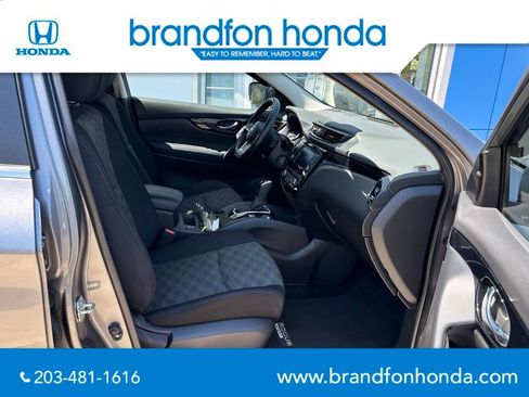 Used 2022 Nissan Rogue Sport SV AWD/4WD image 27