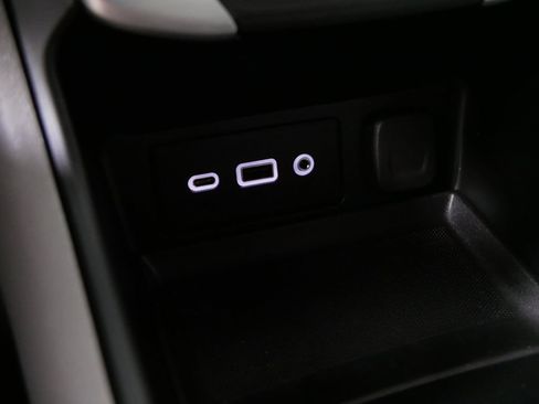 Used 2023 GMC Terrain SLE w/ Driver Convenience Package FWD image 27