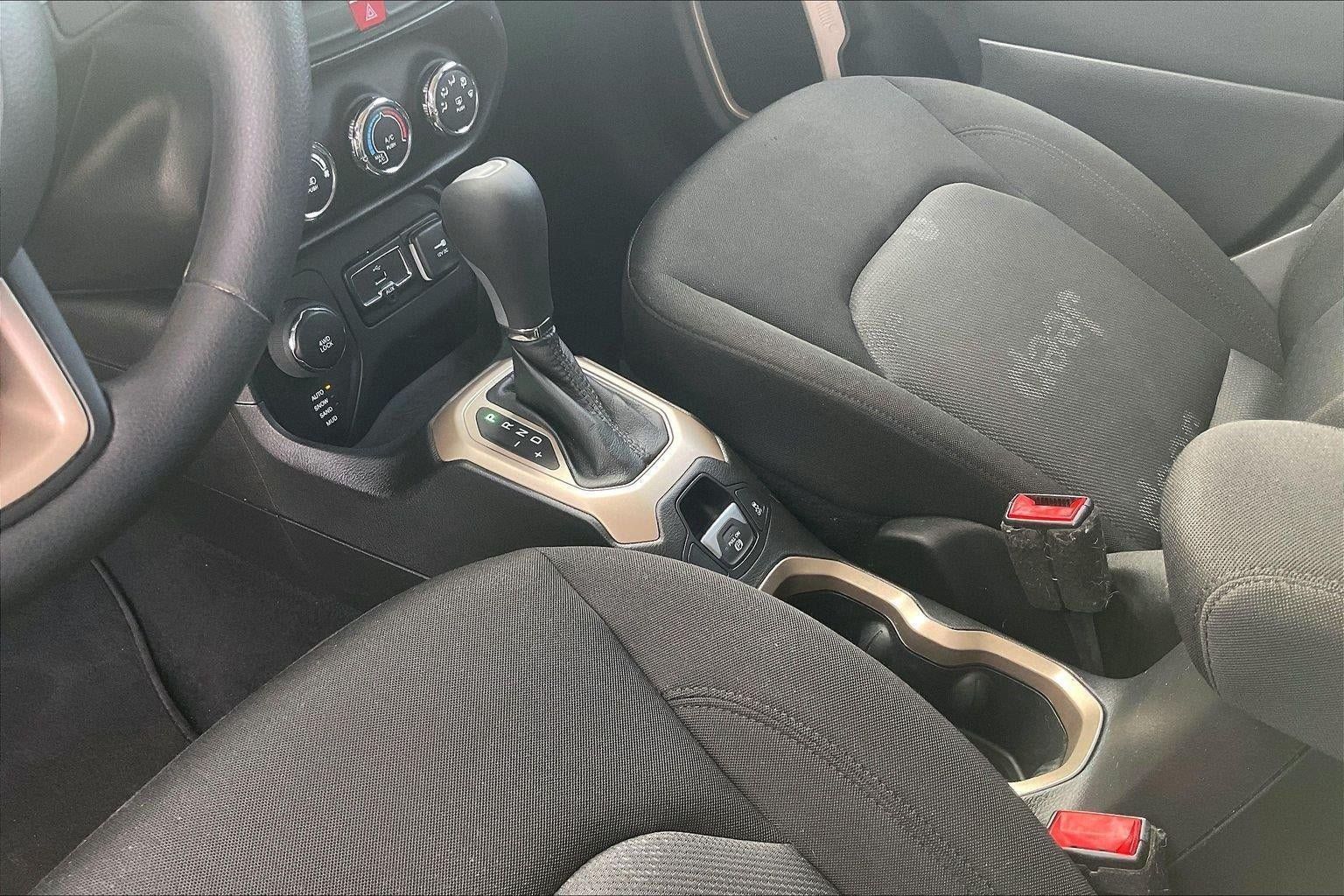Used 2017 Jeep Renegade Sport w/ Power & Air Group AWD/4WD image 18