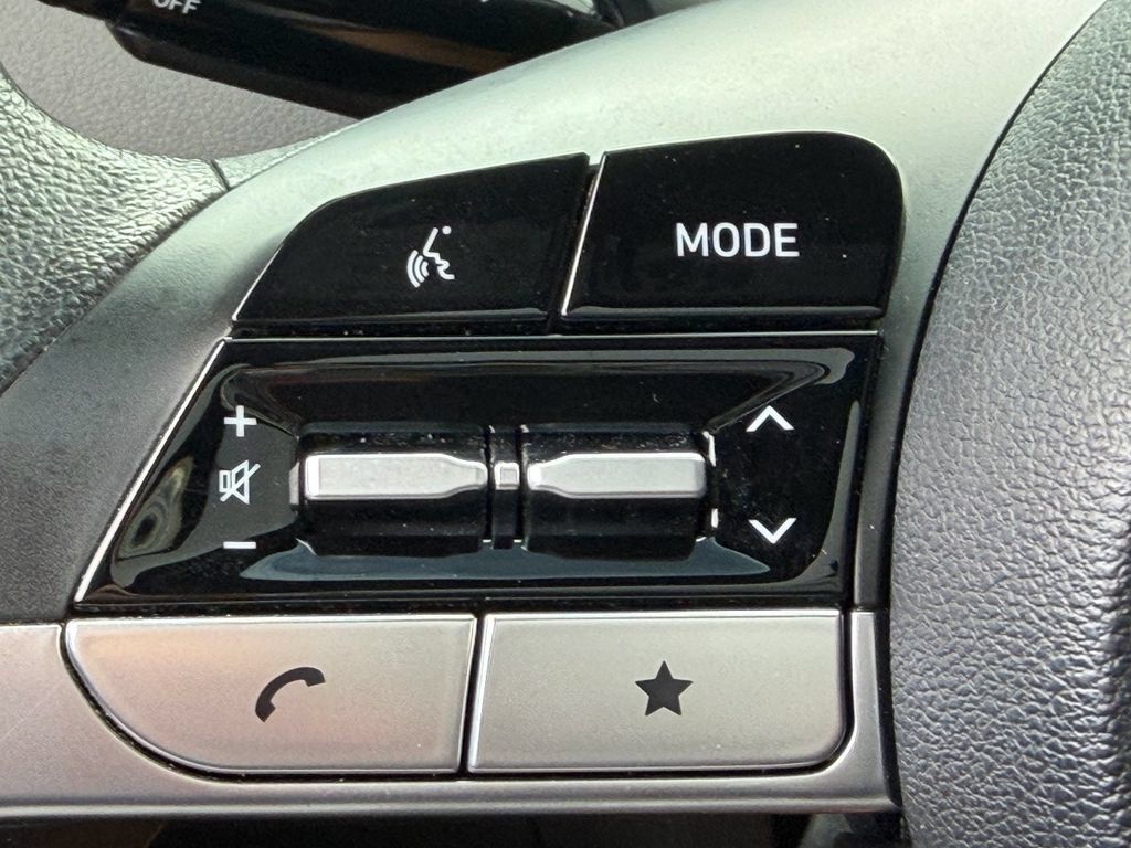 Used 2022 Hyundai Santa Cruz SEL w/ Activity Package FWD image 30
