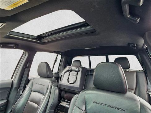 Used 2022 Honda Ridgeline Black Edition image 18