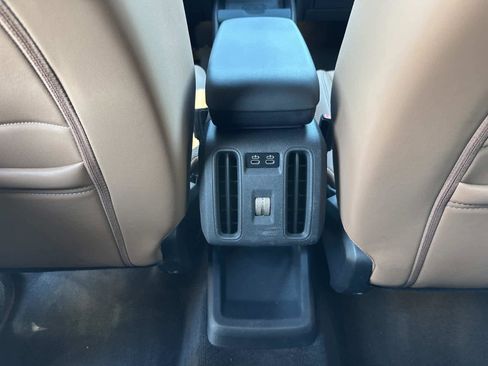 Used 2025 MINI Cooper Countryman S w/ Comfort Package Max image 17