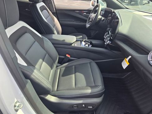 New 2026 Chevrolet Blazer EV LT image 4