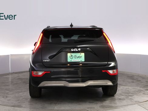 Used 2023 Kia Niro Wind FWD image 15