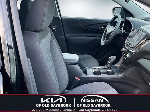 Used 2024 Chevrolet Equinox LT image 28