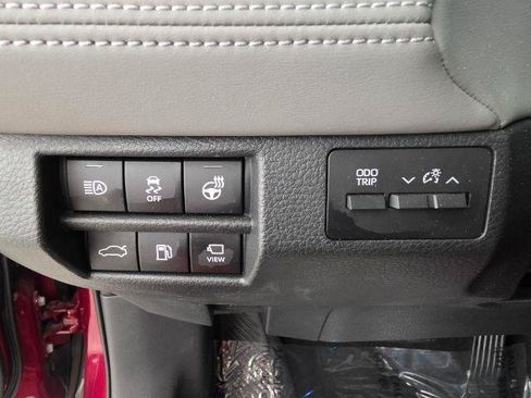 Used 2020 Toyota Avalon Limited w/ Advanced Safety Package FWD image 21