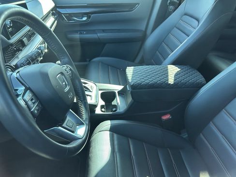 Used 2023 Honda CR-V Sport Touring image 12