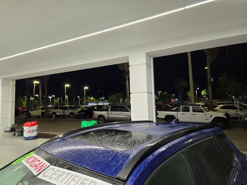 Used 2023 Toyota Corolla Cross LE w/ Moonroof Package image 10