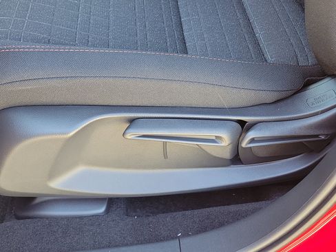 New 2026 Honda HR-V Sport image 21