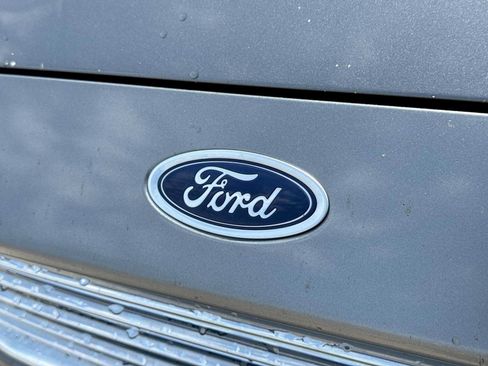 Used 2013 Ford Fusion SE FWD image 11