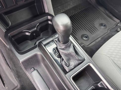 Used 2021 Toyota Tacoma SR w/ SR Convenience Package RWD image 15