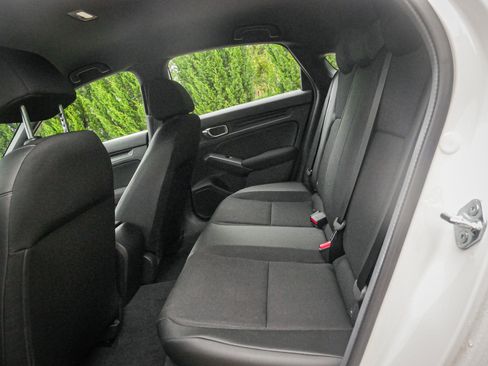 Used 2025 Honda Civic Sport image 29