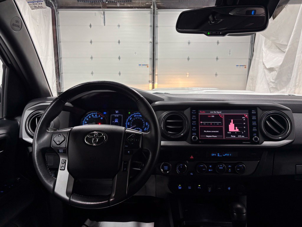 Used 2021 Toyota Tacoma TRD Sport w/ Technology Package AWD/4WD image 16