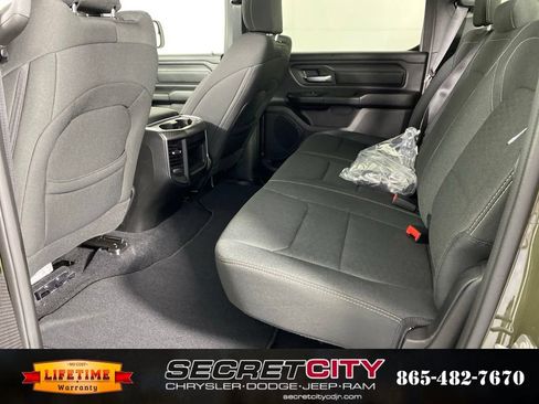 New 2026 RAM 1500 Express AWD/4WD image 29