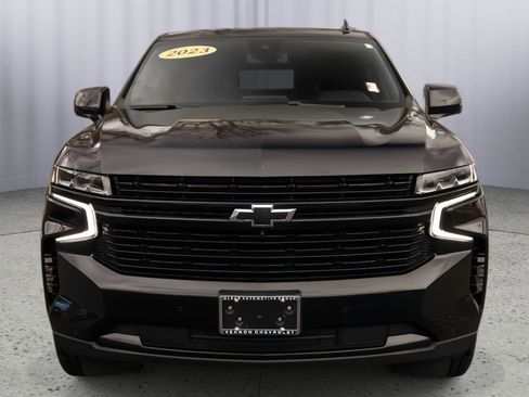 Used 2023 Chevrolet Suburban RST w/ Luxury Package image 19