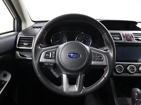 Used 2017 Subaru Crosstrek 2.0i Limited w/ Popular Package #2 AWD/4WD image 8