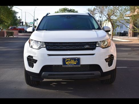 Used 2016 Land Rover Discovery Sport SE AWD/4WD image 8