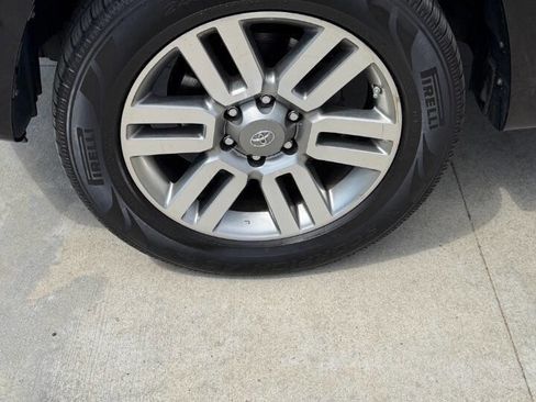 Used 2011 Toyota 4Runner Limited image 9