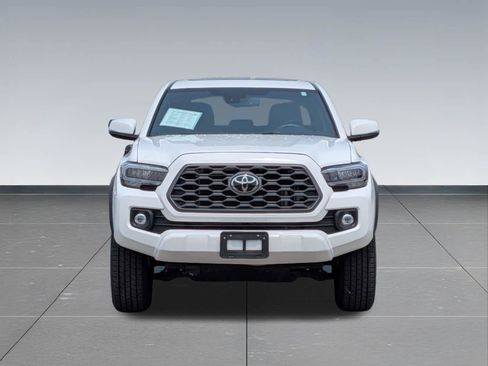 Used 2023 Toyota Tacoma TRD Off-Road w/ TRD Premium Off Road Package AWD/4WD image 8