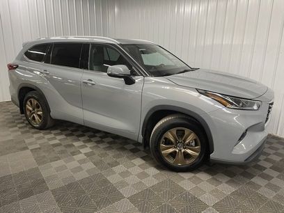 Used 2022 Toyota Highlander Bronze Edition