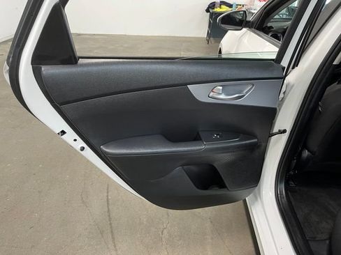 Used 2023 Kia Forte LX FWD image 19