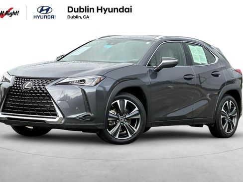 Used 2022 Lexus UX 200 w/ Accessory Package (Z2) FWD image 1