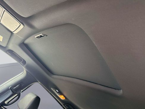 Certified 2024 Honda Odyssey Sport image 34