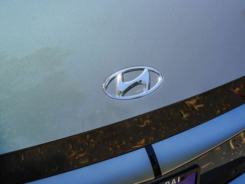 Used 2024 Hyundai Ioniq 5 SEL RWD image 11