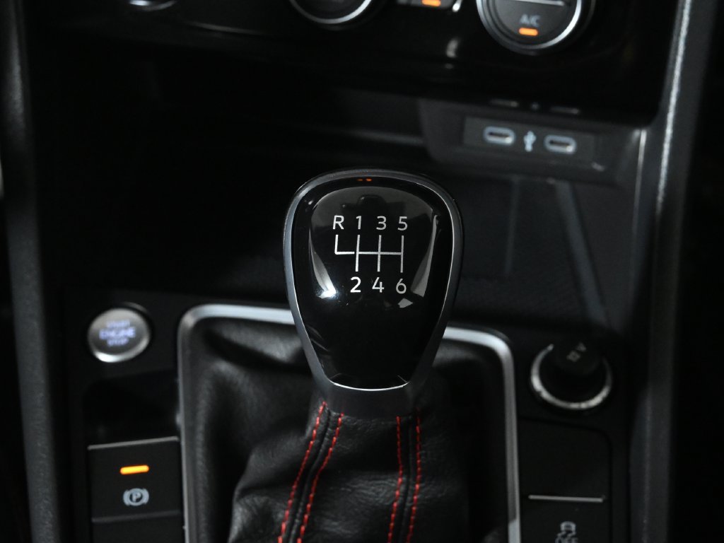 Used 2023 Volkswagen Jetta GLI Autobahn FWD image 24